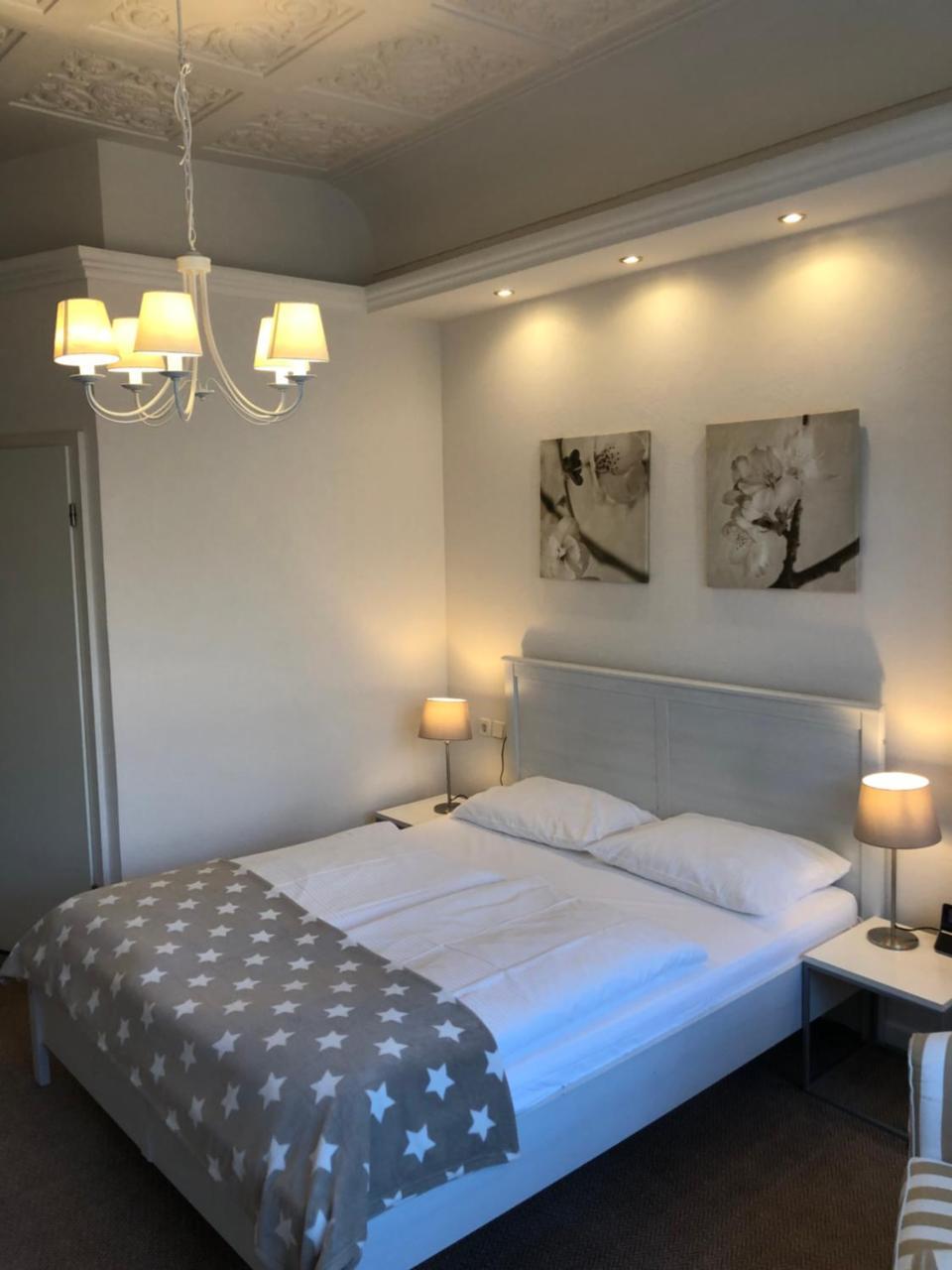 המבורג Hotel Fresena Im Dammtorpalais מראה חיצוני תמונה