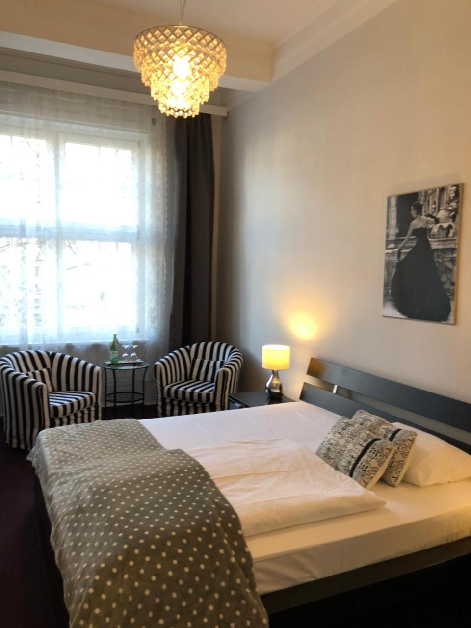 המבורג Hotel Fresena Im Dammtorpalais מראה חיצוני תמונה