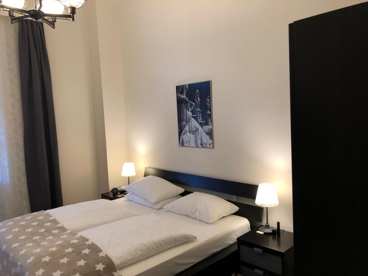 המבורג Hotel Fresena Im Dammtorpalais מראה חיצוני תמונה